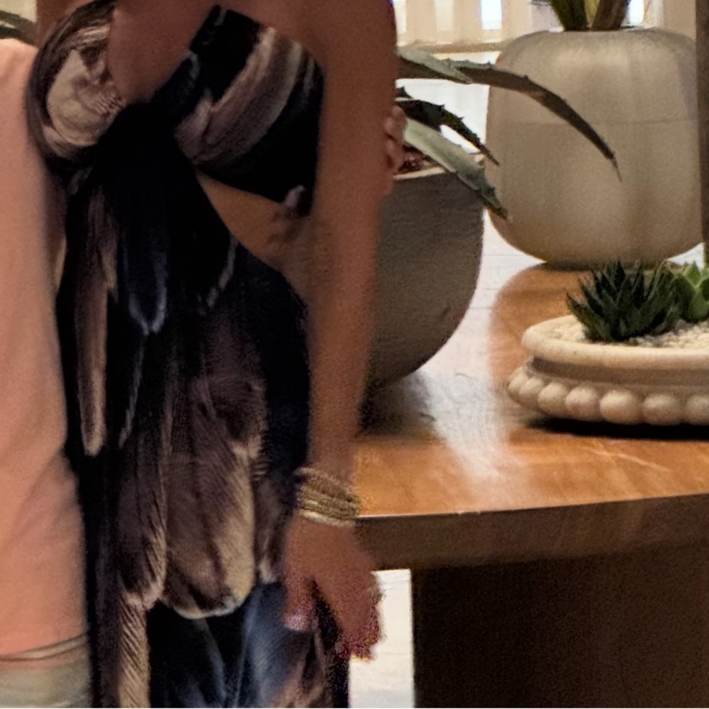 Hot Miami Styles Dress - Picture 2 of 3